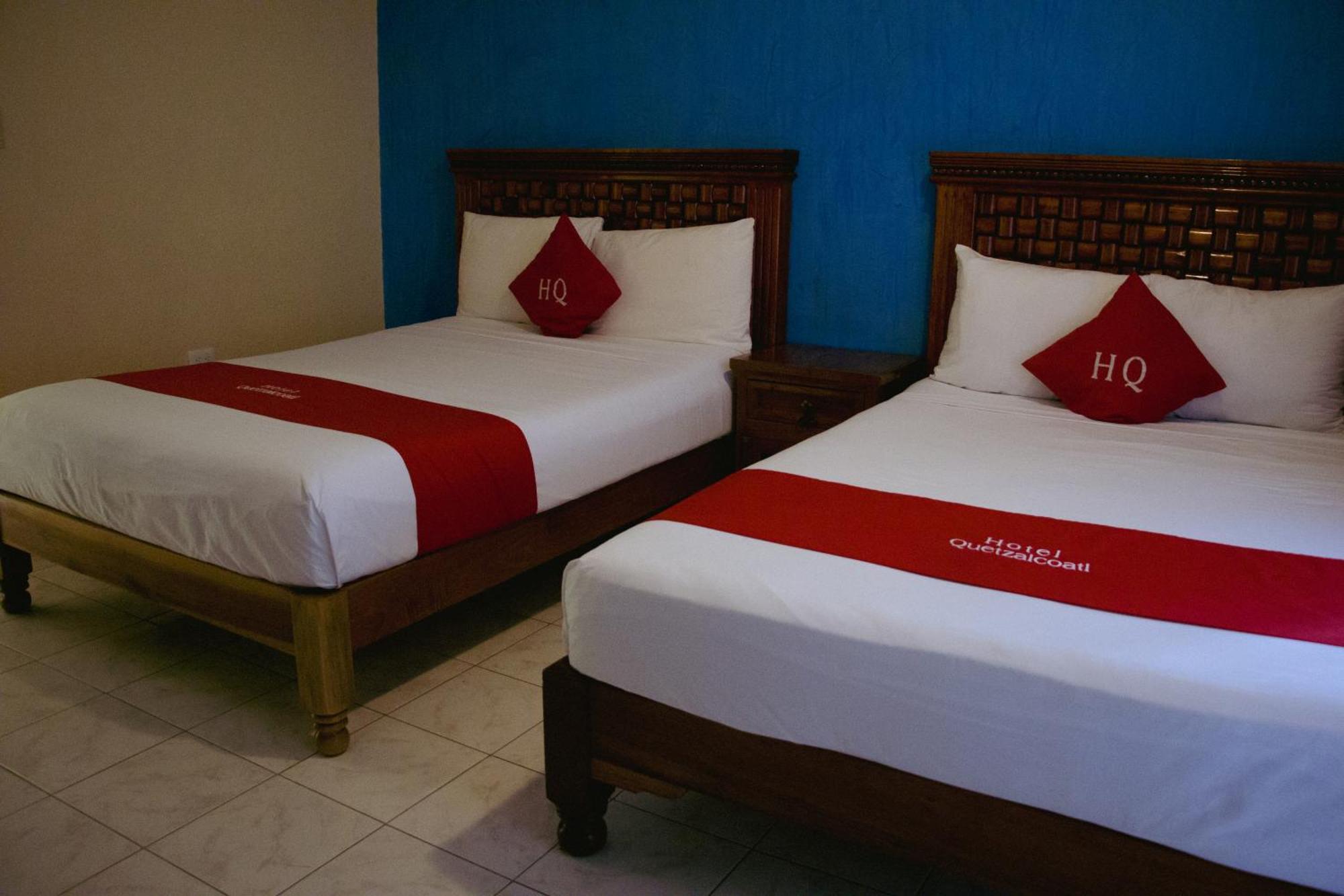 Hotel Quetzalcoatl โคอาทซาโคลคอส ภายนอก รูปภาพ