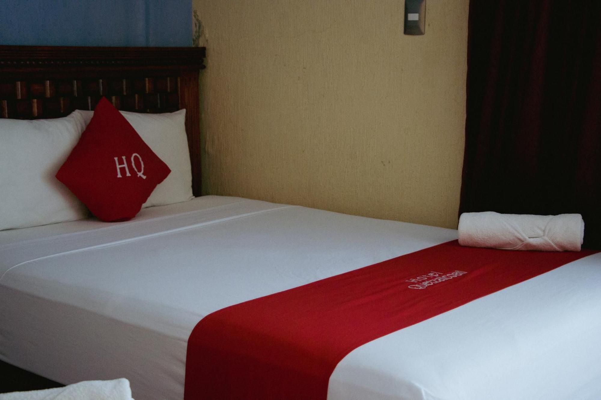 Hotel Quetzalcoatl โคอาทซาโคลคอส ภายนอก รูปภาพ